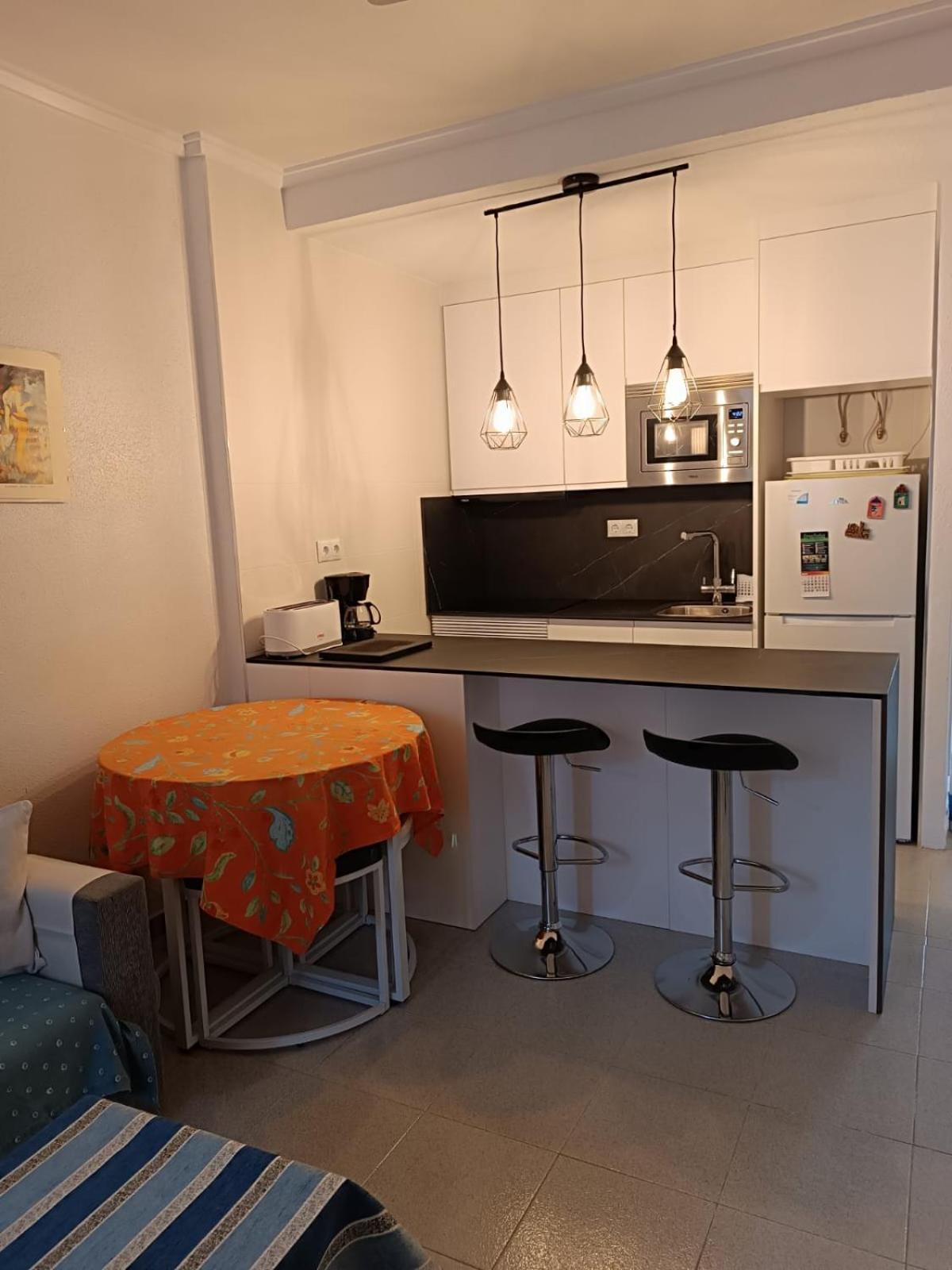 Residencia Alhambra Los Cisnes Torrevieja Exterior foto